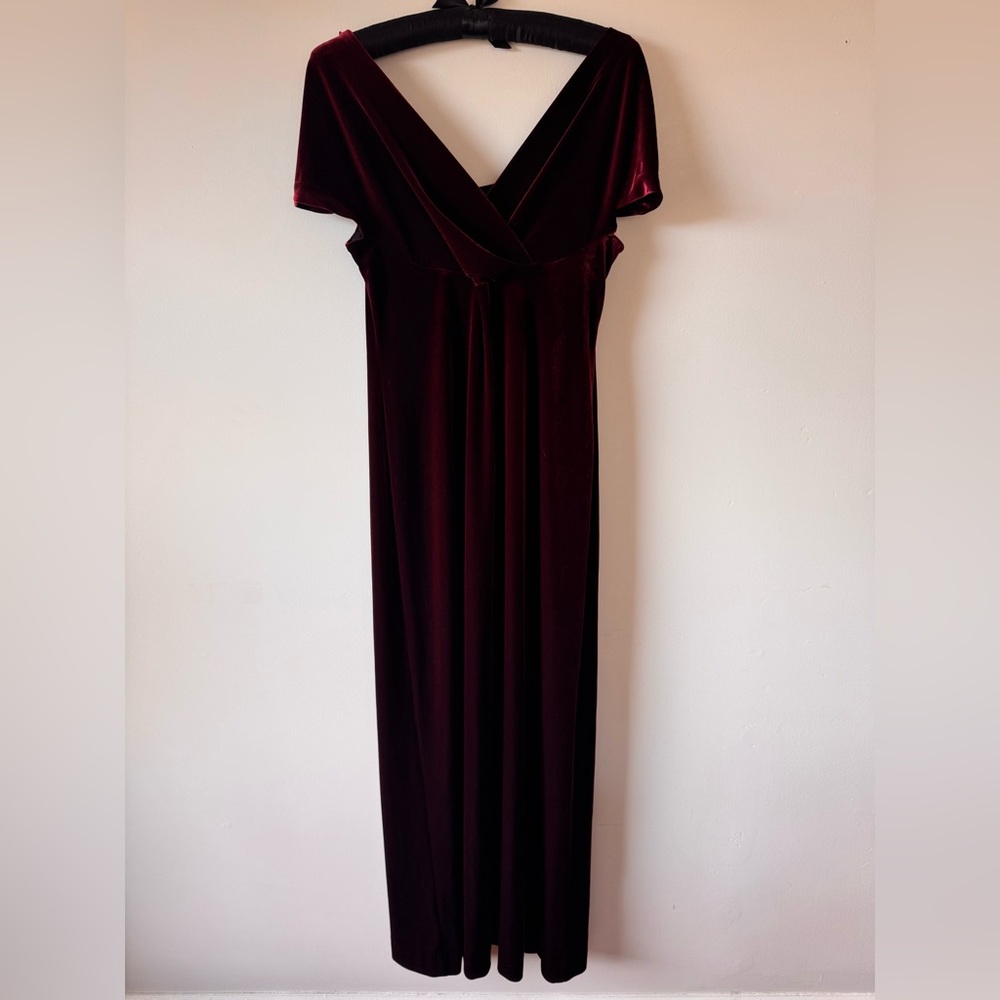 Vintage Elegant Velvet Sweetheart Neck Burgundy Dress Size 8